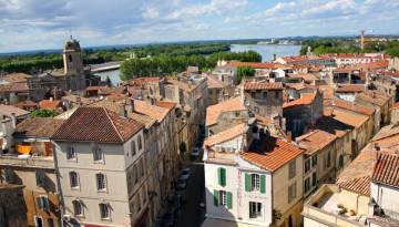 Blick auf Arles
