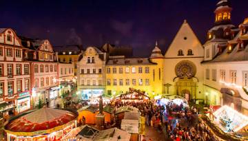 Koblenz: Weihnachtsmarkt am Jesuitenplatz