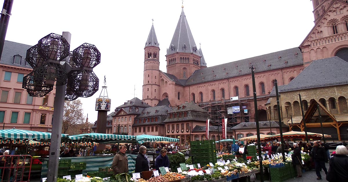 Mainzer Dom und Marktplatz