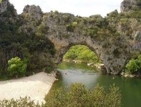 Flusskreuzfahrten auf der Rhone: Ardeche - Felsentor Pont d'Arc