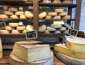 Flussreise auf der Seine: Fromagerie - Käse aus Frankreich