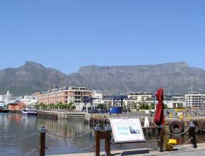 Rundreisen in Südafrika: Tafelberg und Waterfront, Kapstadt