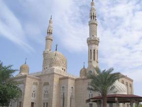 Kreuzfahrten im Roten Meer: Moschee in Dubai, Emirate