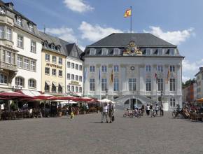 Städtereisen nach Bonn: Altes Rathaus Bonn