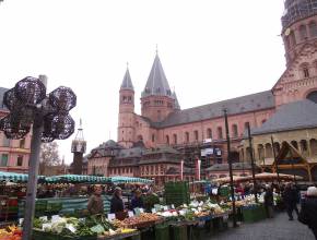 Städtereisen nach Mainz: Mainzer Dom und Marktplatz