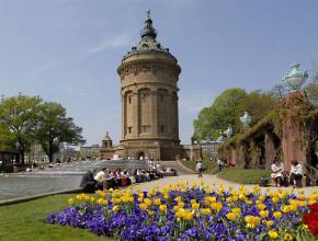 Städtereisen nach Mannheim: Mannheimer Wasserturm