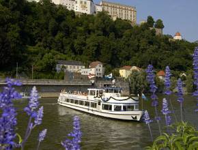 Passau: Blick auf die Donau und die Veste Oberhaus