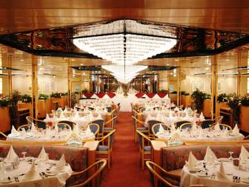 MS Ocean Majesty: Restaurant