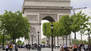 Paris: Triumpfbogen (Arc de Triomphe)