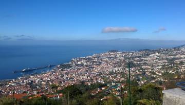 Madeira: Blick auf Funchal