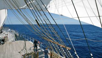 Segel an Bord der Sea Cloud II