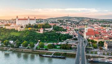 ab/an Wien: Donau Klassiker