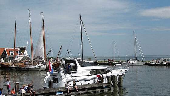 Nordholland: Volendam Hafen