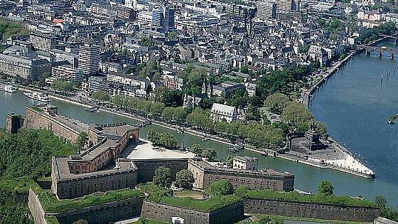 Deutsches Eck Koblenz und Burg Ehrenbreitstein