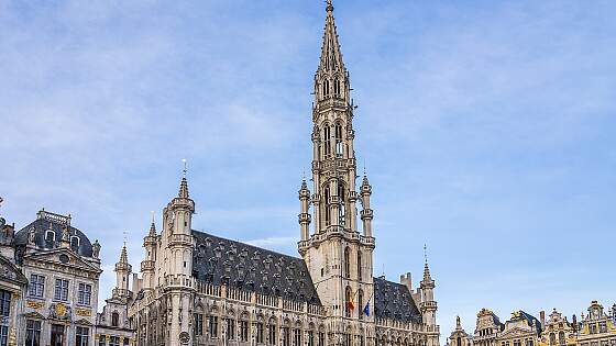 Brüssel: Grand Place Rathaus