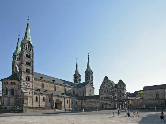 Bamberger Dom mit Domplatz