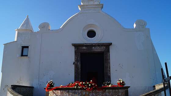 Ischia: Santa Maria del Soccorso - Seefahrerkirche