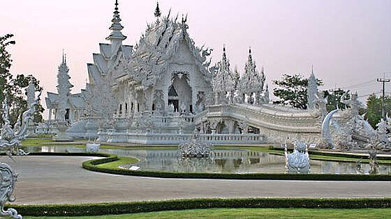 Thailand, Chiang Rai: Wat Rong Kun