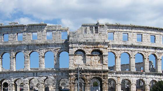  Kroatien, Istrien: Amphitheater von Pula