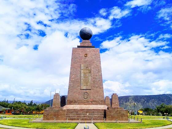 Quito, Ecuador: Äquatordenkmal