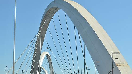 Brasilia: Juscelino-Kubitschek-Brücke JK