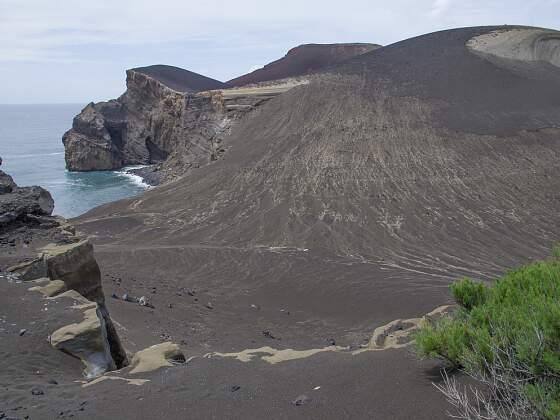 Portugal, Azoren: Insel Faial - Vulkan