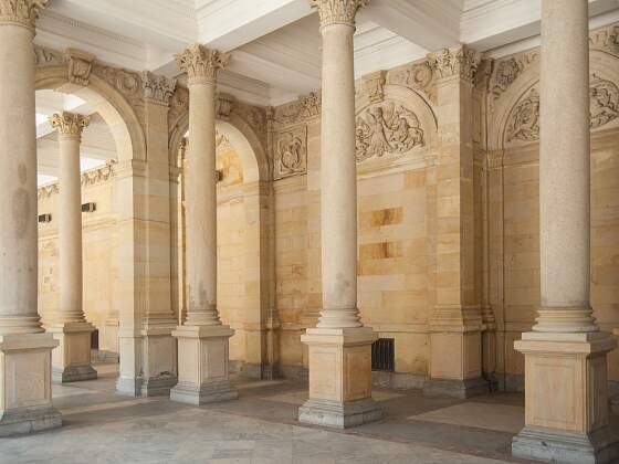 Tschechien, Karlsbad: Mühlbrunnkolonnade