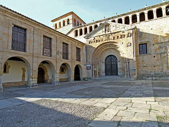 Spanien, Kantabrien: Santillana