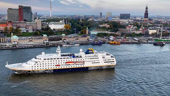 Kreuzfahrtschiff MS Hamburg