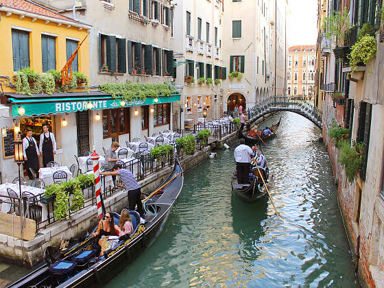 Italien Radreisen: Etsch Radweg - Gondelfahrt in Venedig