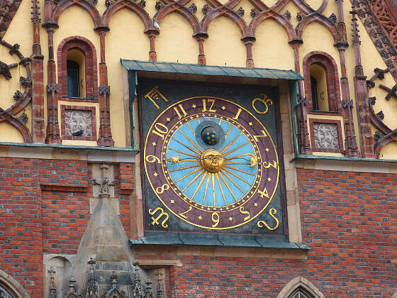 astronomische Uhr am Rathaus in Breslau, Polen