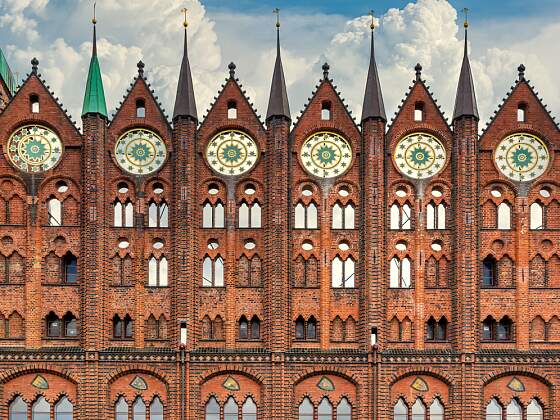 Flusskreuzfahrt: Rathaus von Stralsund