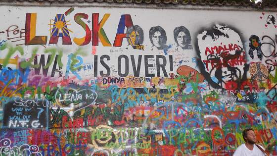 John Lennon Mauer, Prag