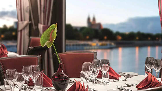 MS VistaNova: Restaurant