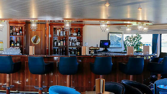 MS VistaGracia: Bar