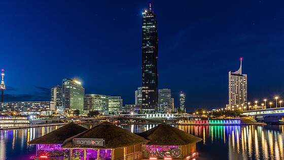 Donauinsel bei Nacht in Wien