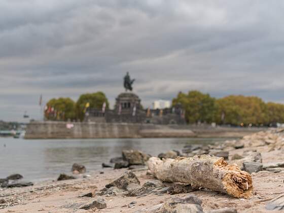 Rheinufer und Deutsches Eck in Koblenz