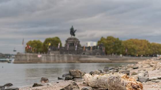 Rheinufer und Deutsches Eck in Koblenz