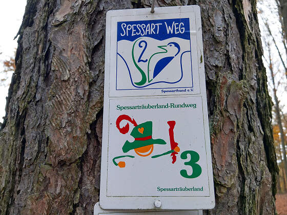 Wanderreise Spessart: Wegweiser Spessart Weg
