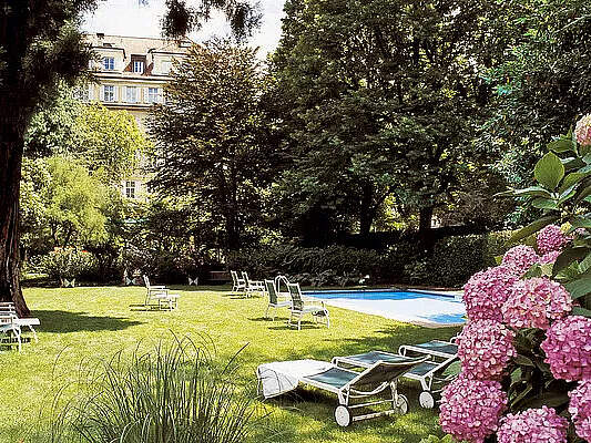Südtirol: Parkhotel Laurin - Gartenanlage