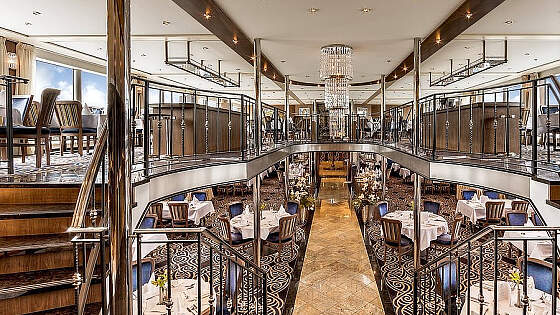 MS Amelia: Blick auf beide Restaurants