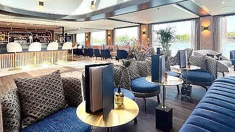 MS Gentleman: Bar und Salon