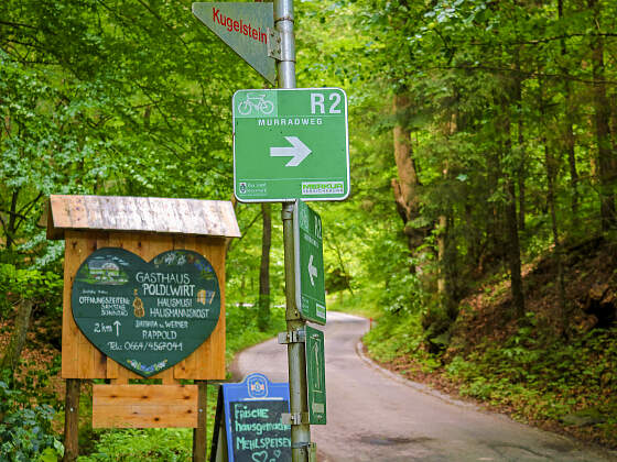 Radreisen am Murradweg: Radwegweiser Gasthof Poldlwirt