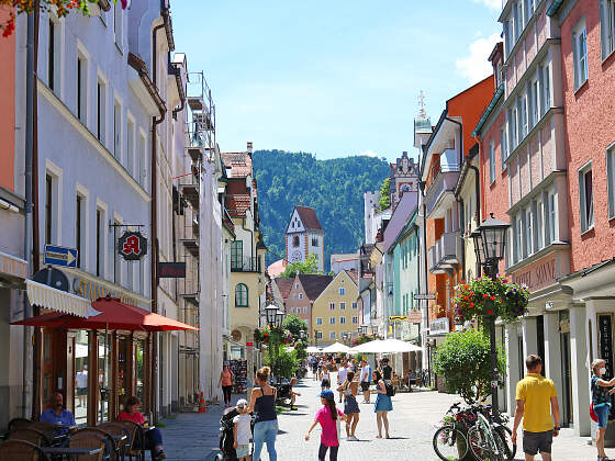 Radreise Lechradweg: Fußgängerzone in Füssen
