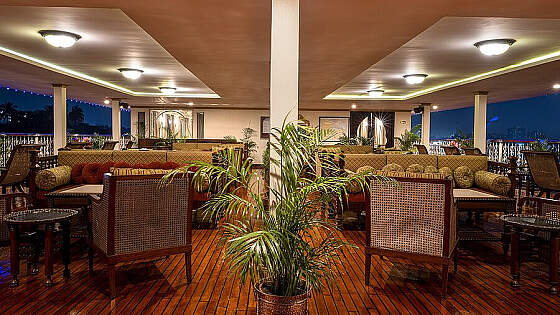 MS Ganges Voyager:  abends im Salon