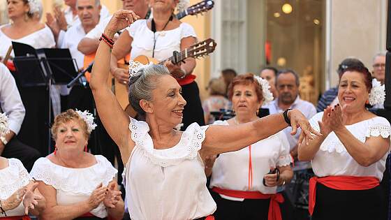 Tradition in Spanien: Flamenco Tänzerinnen