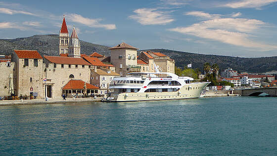 MY Princess an der Adriaküste