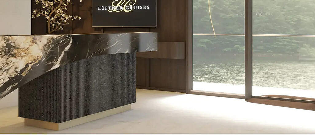 MS Amadeus Mira: Foyer