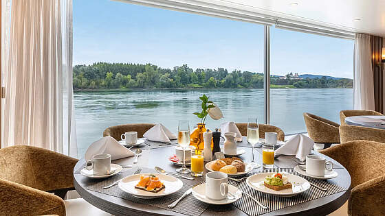 MS Amadeus Amara: Restaurant