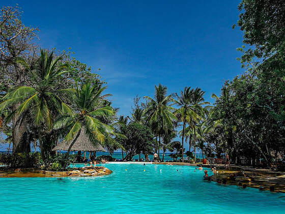 Hotel Papillon Lagoon Reef, Ukunda: am Pool